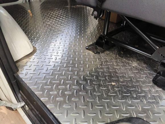 [深圳·粤B] 二手依维柯依维柯欧胜2021款 2.0T 手动超瑞短轴低顶手动门F1A