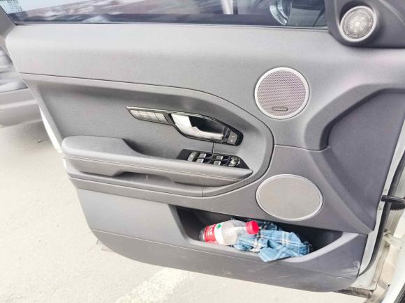 [青岛·鲁B] 二手路虎揽胜极光2014款 2.0T 5门耀动版