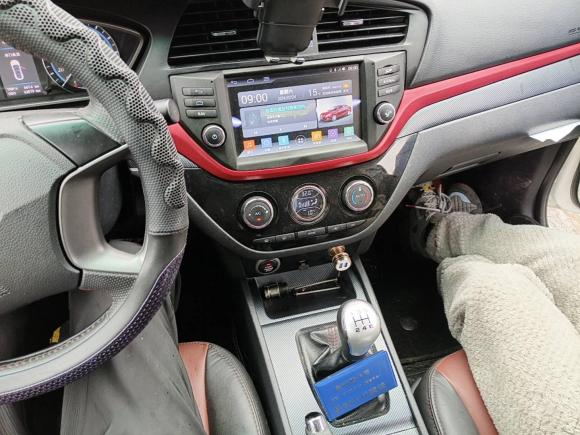 [宁波·川F] 二手海马海马M62017款 1.6L 手动运动智能型