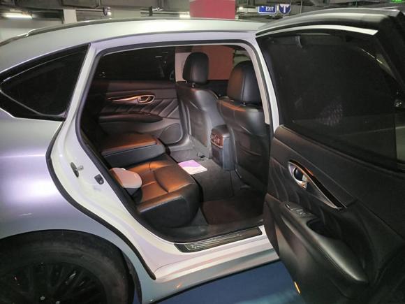 [成都·川A] 二手英菲尼迪英菲尼迪Q702015款 Q70L 2.5L 精英版
