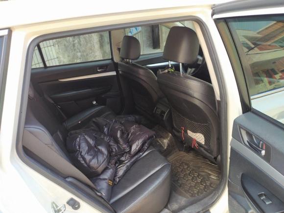 [佛山·粤Y] 二手斯巴鲁力狮2010款 2.0i豪华旅行版