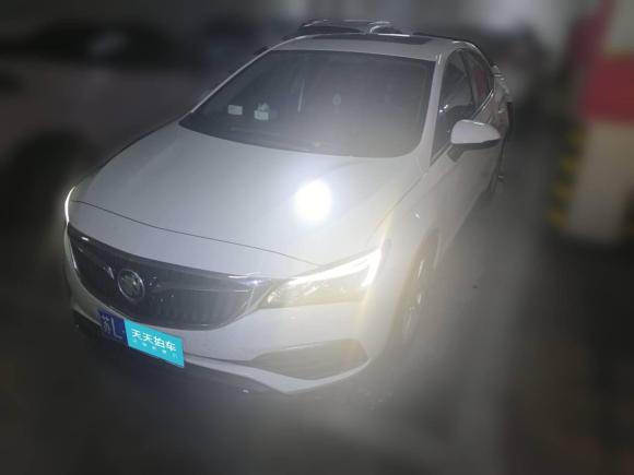 [南京·苏L] 二手别克威朗2018款 三厢 15S 自动进取型