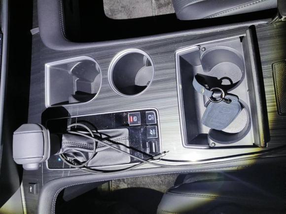 [上海·沪B] 二手丰田赛那SIENNA2021款 2.5L混动 尊贵版