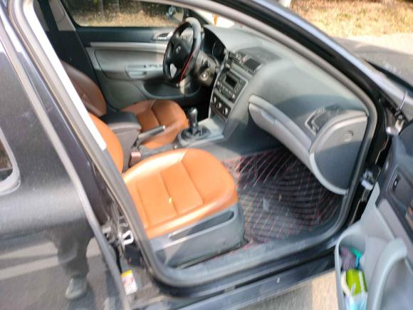 [常州·苏D] 二手斯柯达明锐2015款 经典款 1.6L 手动逸致版