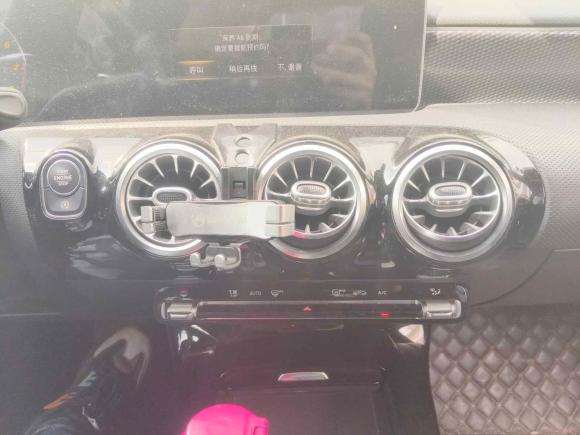 [南通·苏A] 二手奔驰奔驰A级2020款 A 200 L 运动轿车