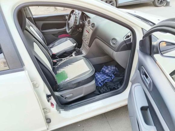 [芜湖·皖B] 二手福特福克斯2013款 两厢经典 1.8L 手动基本型