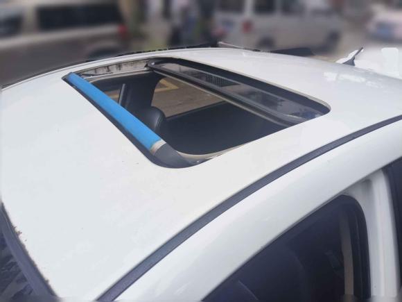 [常州·苏D] 二手起亚起亚K22011款 三厢 1.6L AT Premium