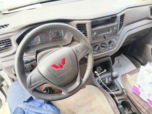 [上海·苏U] 二手五菱汽车五菱宏光V2021款 1.5L劲取版封窗车LAR