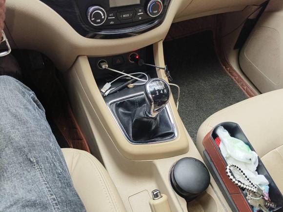 [金华·浙G] 二手宝骏宝骏7302014款 1.5L 手动豪华型 7座