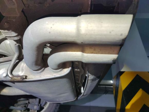 [杭州·浙A] 二手大众高尔夫2017款 230TSI 自动舒适百万辆纪念版