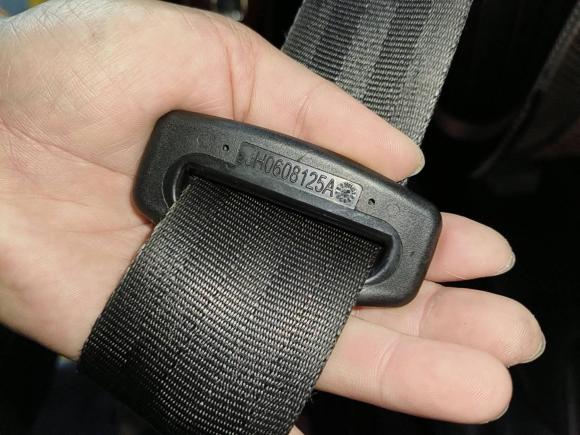 [佛山·鄂R] 二手奇瑞艾瑞泽52016款 1.5L CVT领锐版