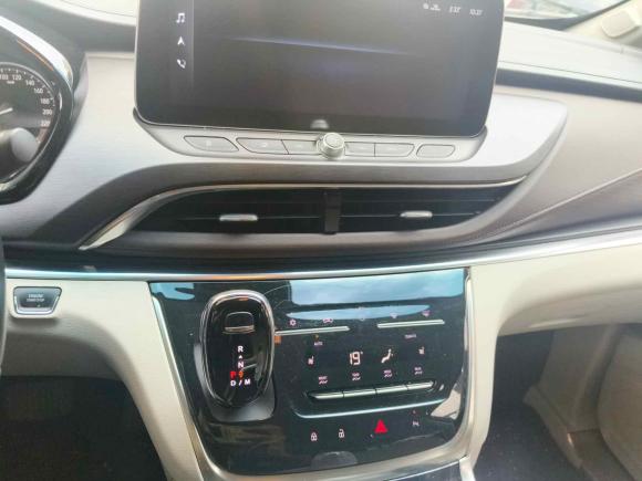 [深圳·粤B] 二手别克别克GL82022款 陆上公务舱 652T 豪华型