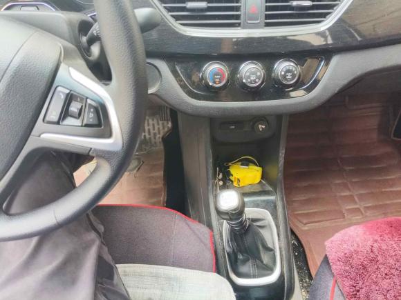 [青岛·鲁B] 二手宝骏宝骏3102017款 1.5L 手动豪华型