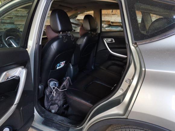 [广州·粤A] 二手奔腾奔腾X802013款 2.0L 自动豪华型