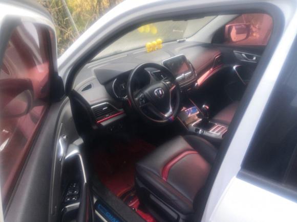 [温州·贵E] 二手长安长安CS552017款 1.5T 手动炫色型