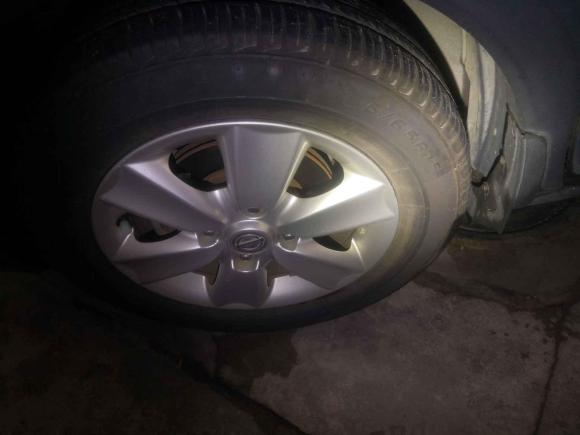 [佛山·粤X] 二手日产骊威2010款 劲锐版 1.6L 手动标准型