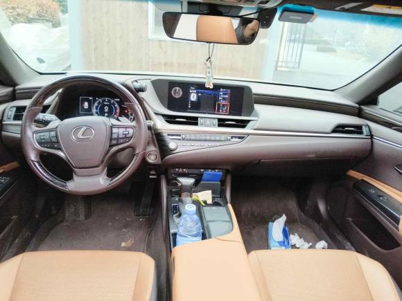 [济南·鲁A] 二手雷克萨斯雷克萨斯ES2020款 200 豪华版