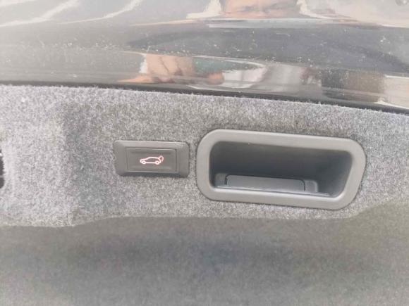 [广州·粤A] 二手凯迪拉克凯迪拉克CT62019款 28T 豪华型