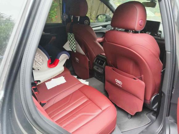 [上海·沪D] 二手奥迪奥迪Q5L2022款 45T 豪华动感型