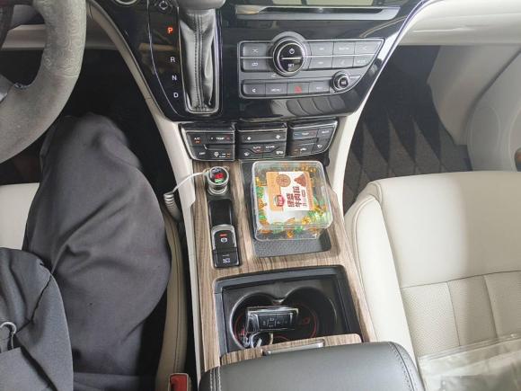 [合肥·皖A] 二手广汽传祺传祺M82018款 320T 尊贵版