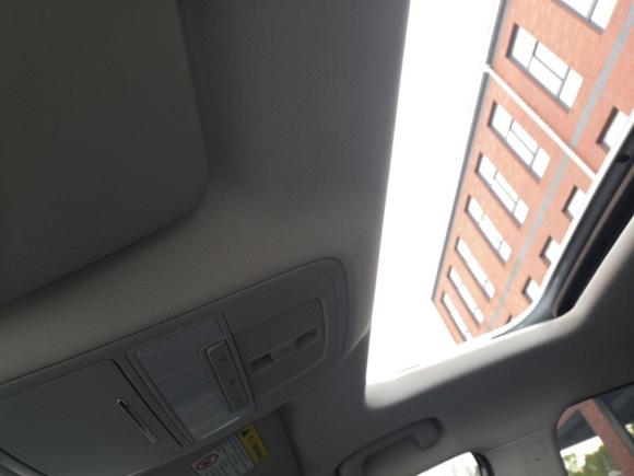 [上海·赣L] 二手荣威荣威i52020款 1.5L 自动4G互联领豪旗舰版