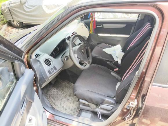 [杭州·浙A] 二手铃木雨燕2011款 1.5L 自动运动影音版