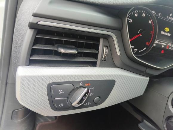 [常州·苏D] 二手奥迪奥迪A4L2017款 40 TFSI 时尚型