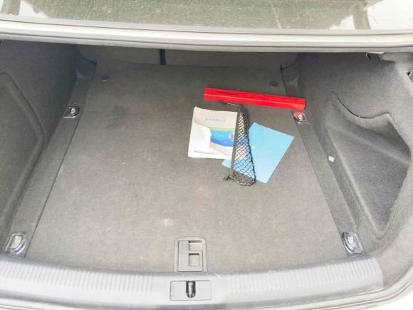 [南京·苏A] 二手奥迪奥迪A4L2016款 35 TFSI 典藏版 S line舒适型