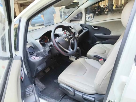 [佛山·粤Y] 二手本田飞度2011款 1.3L 自动舒适版