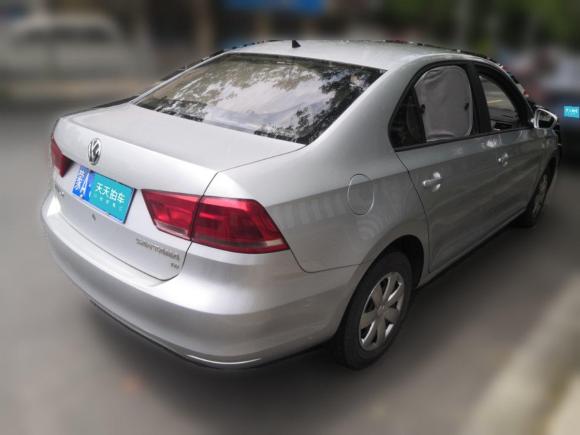 [上海·蒙A] 二手大众桑塔纳2013款 1.6L 手动风尚版