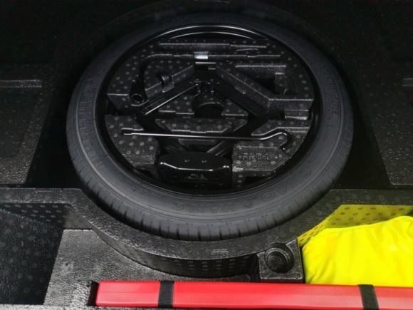 [上海·沪A] 二手荣威荣威i6 MAX新能源2022款 EV 600天幕旗舰版