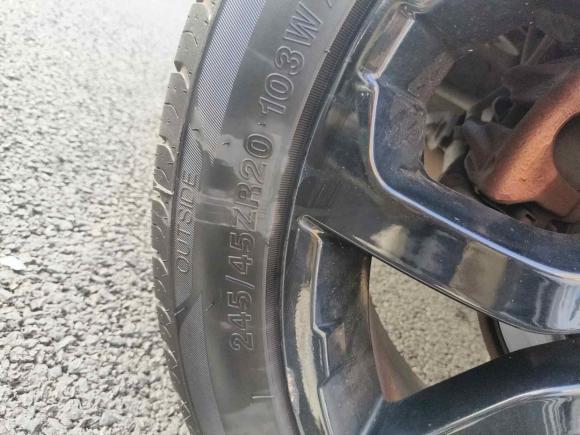 [深圳·粤B] 二手路虎揽胜极光2013款 2.0T 3门耀动版