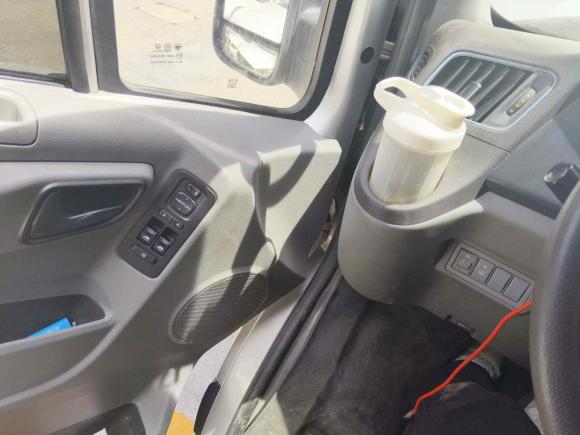 [杭州·浙A] 二手福田图雅诺2022款 2.0T手动通途多功能加长轴中顶后单胎5/6/7/9座4F20TC3