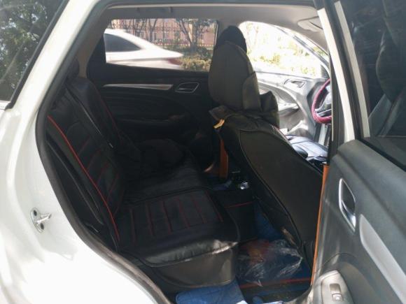 [青岛·鲁B] 二手荣威荣威RX32018款 1.6L 手动精英版