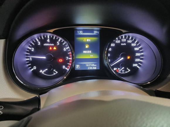 [广州·粤A] 二手日产奇骏2014款 2.0L CVT舒适版 2WD