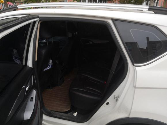 [芜湖·皖B] 二手宝骏宝骏5602015款 1.8L 手动豪华型