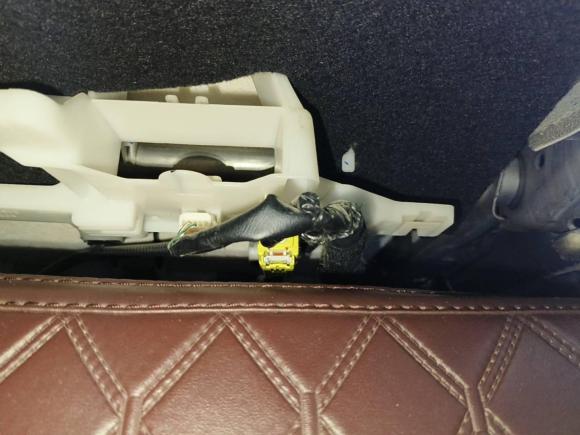 [西安·陕U] 二手丰田雷凌2021款 双擎 1.8H E-CVT豪华版