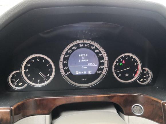 [上海·鲁D] 二手奔驰奔驰E级2011款 E 200 L CGI优雅型