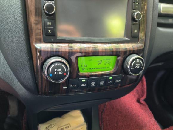 [上海·沪F] 二手起亚狮跑2012款 2.0L 自动两驱版GLS