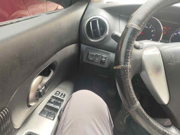 [南昌·赣M] 二手日产骊威2013款 劲锐 1.6XV 手动豪华版