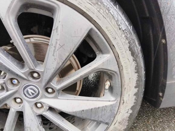 [义乌·浙G] 二手长安长安UNI-T2020款 1.5T 尊贵型