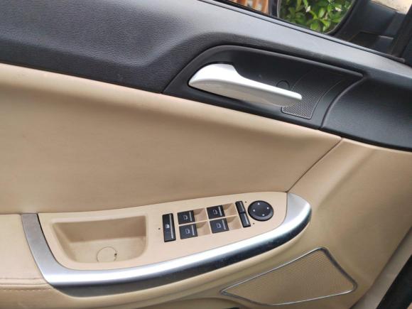 [上海·浙B] 二手荣威荣威5502014款 550S 1.8L 自动智选版