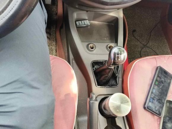 [上海·沪C] 二手五菱汽车五菱宏光2014款 1.2L S标准型国IV