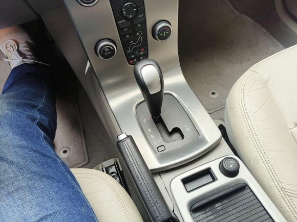 [成都·川A] 二手沃尔沃沃尔沃C302008款 2.4i