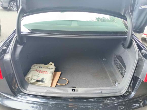 [成都·川A] 二手奥迪奥迪A6L2012款 TFSI 标准型