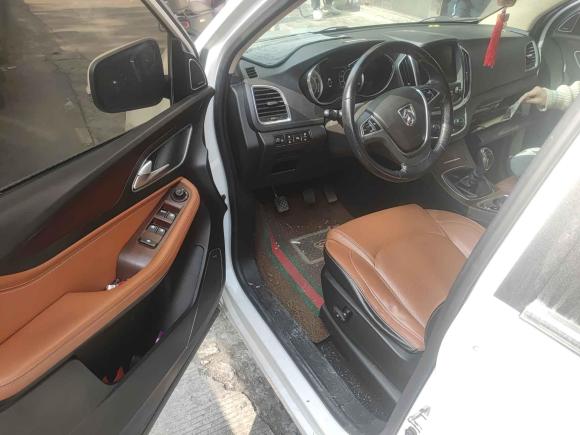 [温州·浙C] 二手宝骏宝骏5602017款 律动版 1.5T 手动尊享型