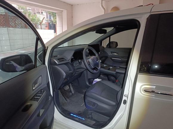 [苏州·苏U] 二手丰田赛那SIENNA2021款 2.5L混动 尊贵版