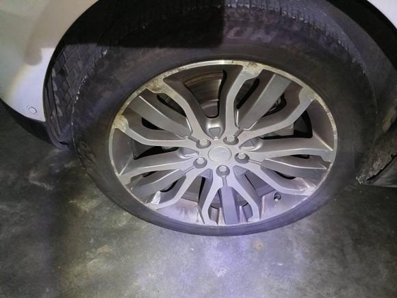 [南昌·赣A] 二手路虎揽胜运动版2014款 3.0 SC V6 HSE DYNAMIC