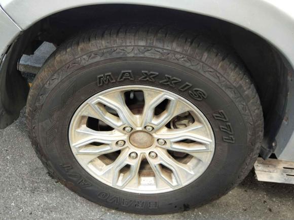 [深圳·粤M] 二手江铃驭胜S3502013款 2.4T 自动四驱柴油豪华版5座