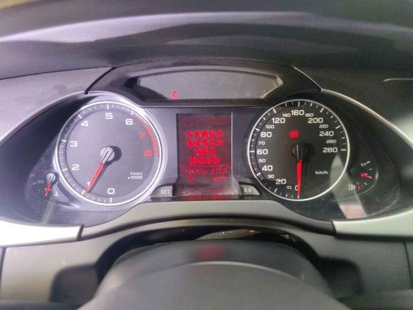 [南京·苏A] 二手奥迪奥迪A4L2010款 2.0 TFSI 舒适型